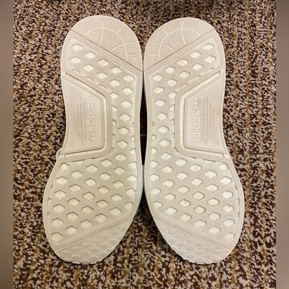 Men’s Size 9 Adidas Runners - Picture 4 of 5